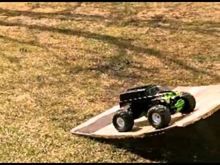 TRAXXAS GRAVE DIGGER