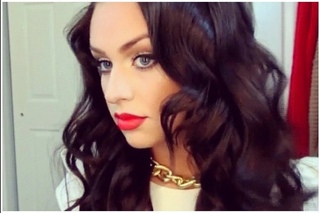 Old Hollywood Glam Curls