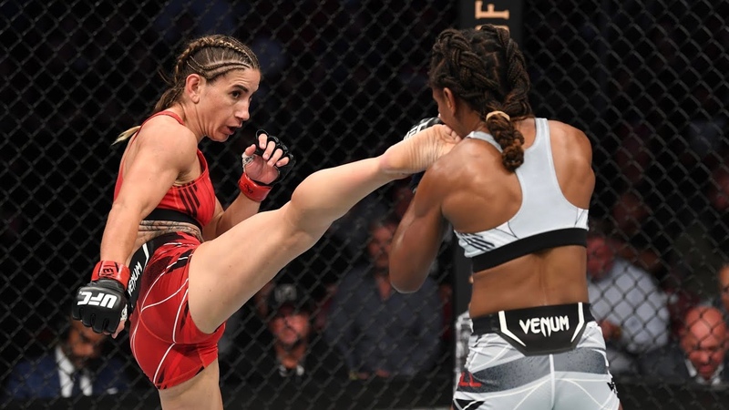 UFC 265: TECIA TORRES VS. ANGELA