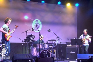 GUILLERMO VADALÁ-ESCUELA FERNANDO SOR-FUNKY TOWN-25 de abril de 2014