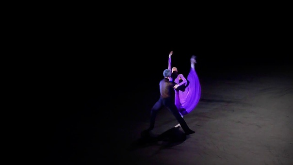 Svetlana Zakharova with Patrick de Bana, AMORE Rain before it falls,
