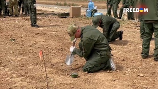⚡️ В РФ с пеленок прививают ЖАЖДУ КРОВИ: подростков учат ЗАКЛАДЫВАТЬ МИНЫ