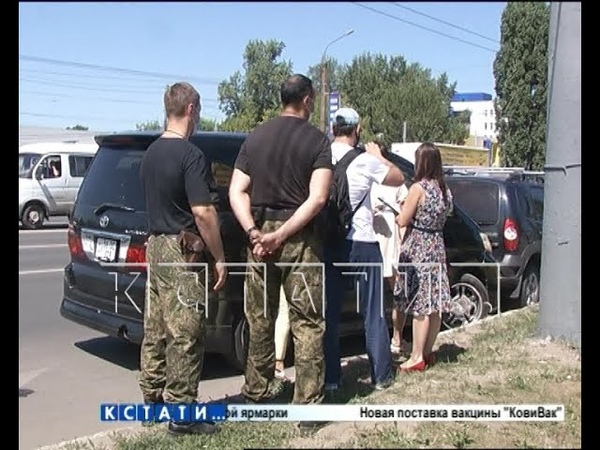 Автомобили с армянскими номерами силой и хитростью изымают