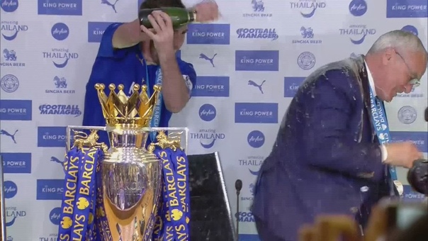 MUST WATCH : Ranieri soaked with champagne in news