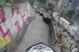 Incroyable performance de Ben Hemingway filme en POV avec une GoPro