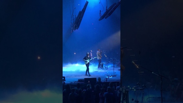 Opening number I Dont Know Why Imagine Dragons Evolve Tour and behind scene