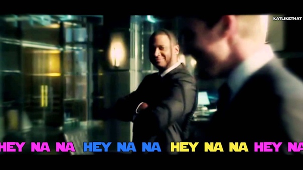 Hey Na Na, Arrow S2 Gag