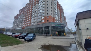 Сдаются торговые площади ТК Макаринская роща, ул.Первомайская, д.16. Площади от 25 до 300 кв.м.