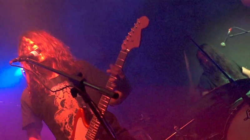 Muerte Espiral Mantenlo Real ( Live at Bar de René) Santiago