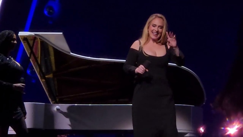 Live: Adele Turning Tables, Take It All, I Drink Wine, Water Under The Bridge Super Bowl