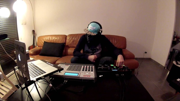 ANDREA BALENCY ( Scarfinger Remix) YOUVE NEVER BEEN ALONE vocal