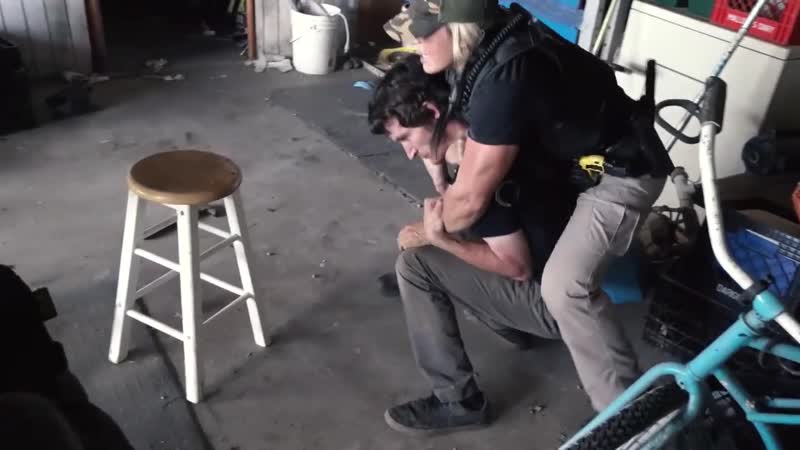 RUBBER ROUND TO THE NUTS