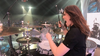 Shania Twain “I’m Outta Here“ - Elijah Wood Drum Cam - Las Vegas Let’s Go!
