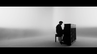 Billy Lockett - Fading Into Grey (Official Video)