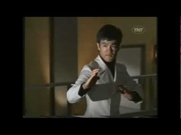 BRUCE LEE 2 FIGHT SCENES IN MARLOWE
