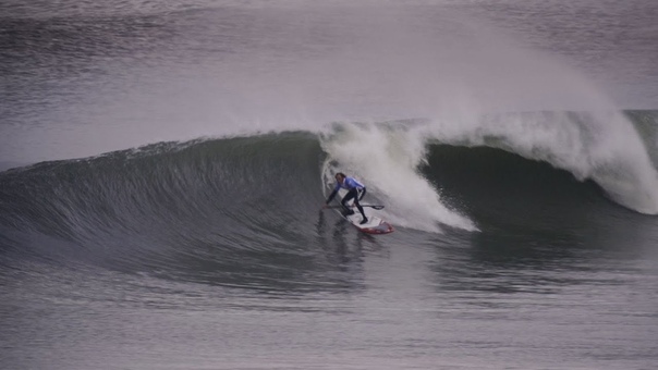 Windsurfing, surfing Cold Hawaii has it