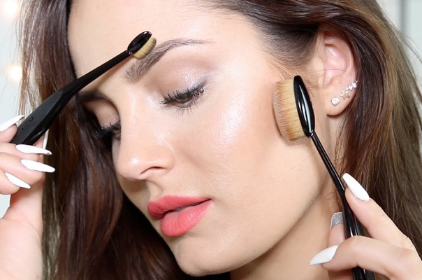 Demo + 1st Impressions: MAC Masterclass Brushes ( Fancy Toothbrushes