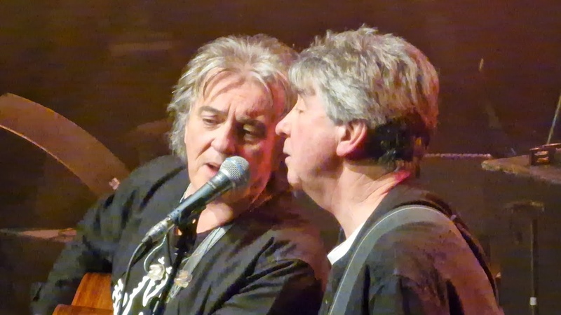 The Hollies Live at The London Palladium. 09 November