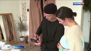 У жильцов плесень, и сыплется штукатурка. Историческое здание в центре Смоленска разрушается