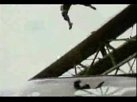 ( Drowing pool Bodies ) XXX Car falling down from a bridge (Прыжок с моста на