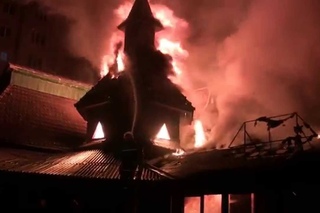 Чернівці. Рятувальники ліквідували пожежу у кафе