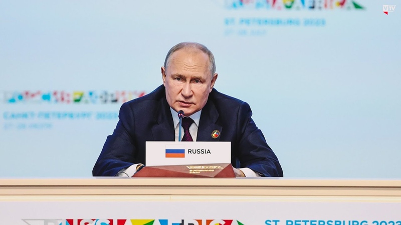 Conclusioni di Vladimir Putin al Forum Economico Umanitario di San Pietroburgo Russia