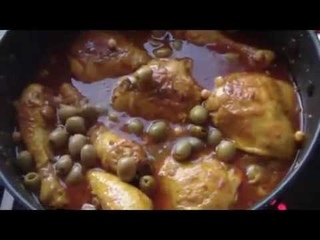 Tajine de Poulet aux Olives et Citrons Confits