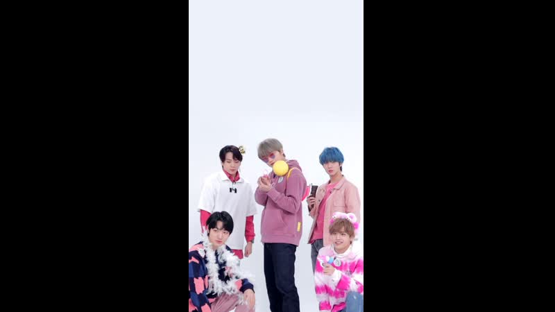 MCND (엠씨엔디) Crush (우당탕) PROP ROOM