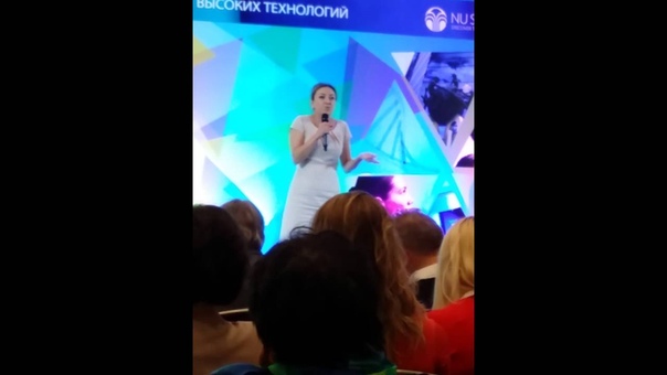 Выступление Елены Шневски на 10 ти летие NU