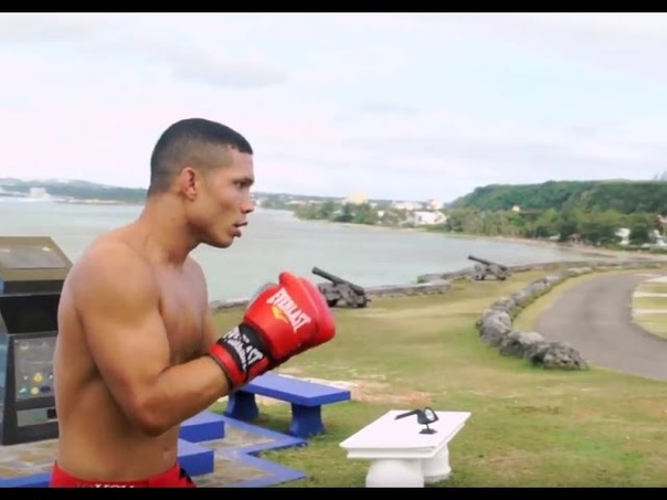 Fight Night Rotterdam: Jon Tuck Guams