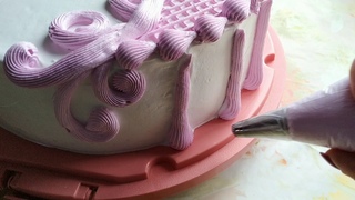 Украшение торта Белковым Заварным Кремом.How to decorate a cakе.Cake decoration with Protein Custard