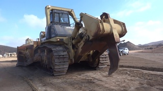 LARGEST DOZER KOMATSU D575A 2 by