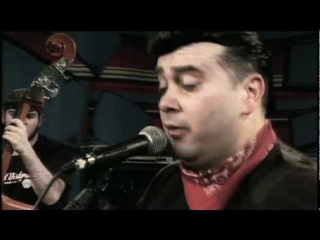 Henry Paul Trio em You're so square (Baby i don't care) no Estdio Showlivre 2010