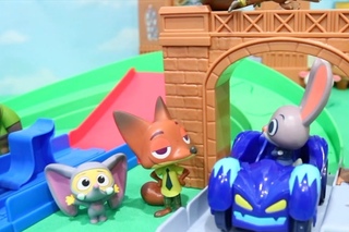 Zootopia Surpresas Completando a Coleção dos Personagens e Brinquedo PJ Masks -Brinquedonovelinhas