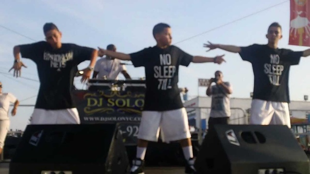 Spikey Mikey Madison and Louis Da Pitbull ( Warming up before actual