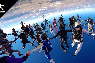 TURBOLENZA: 65 bad ass chicks in Vertical Skydiving World Record
