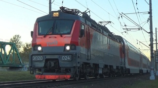 Электровоз ЭП20-024 со скорым двухэтажным поездом №738 Москва - Воронеж