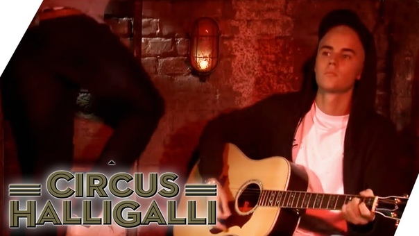 Justin Bieber im Keller, Circus Halligalli, Pro