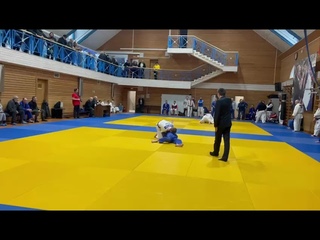 Бросок и удержание от Романа Кузнецова на Чемпионате СПб 24 декабря 2022