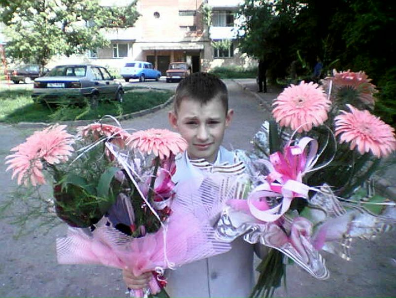 №120, Робі Парді, Ужгород №120, Робі Парді, Ужгород