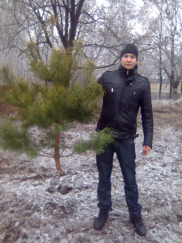 Руслан Хомович ⎲⎠⎞⎷⎛⎝⎛⎝⎳————— | Донецк