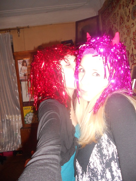 №4, Анютка Вовченко, Киев №4, Анютка Вовченко, Киев