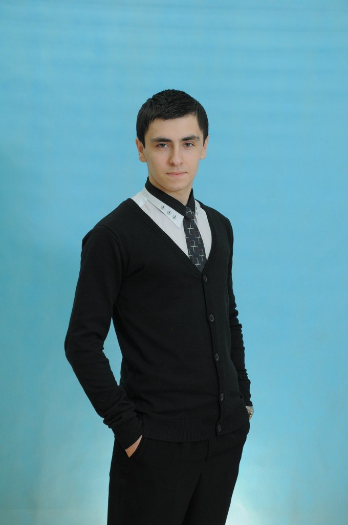 Арен Зурабян 