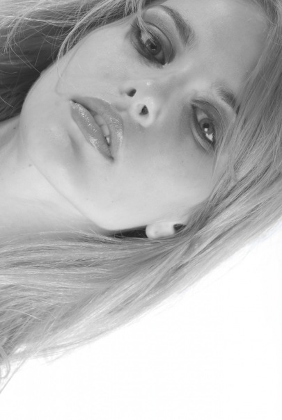 №55, Nikki Baires №55, Nikki Baires