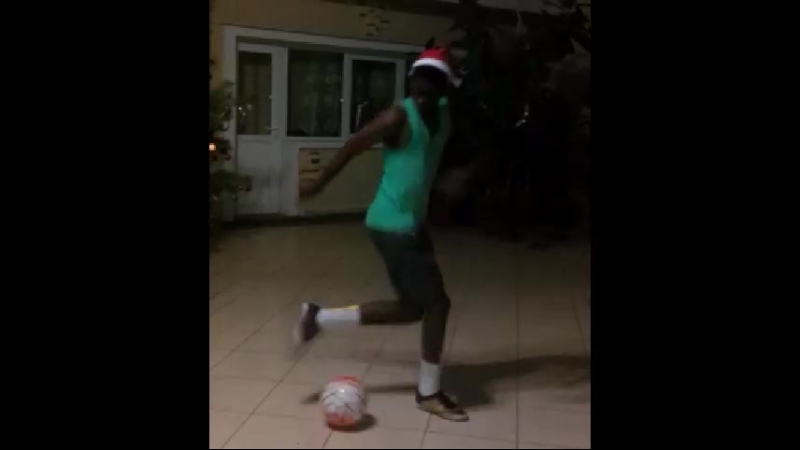 Luis Gomes( I got it from my