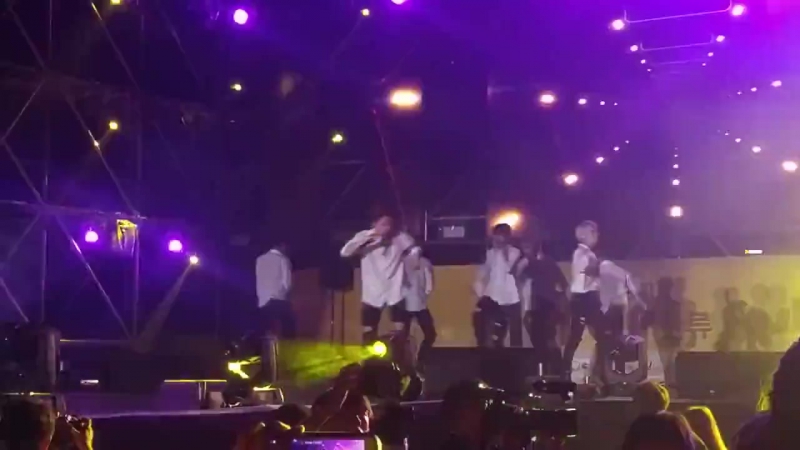 Fancam Monsta X Tresspas K Pop Wave
