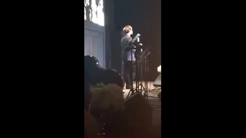 150412 Jonghyun singing at a wedding