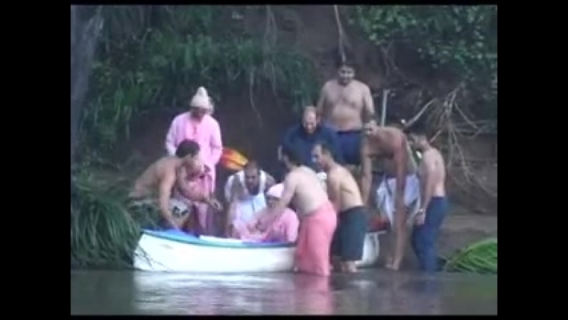 Srila Gurudevas canoe adventure ( Aust.