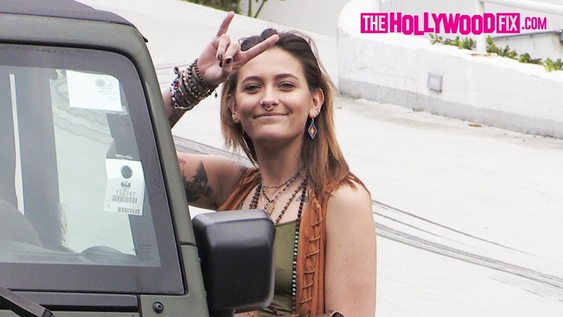 Paris Jackson Is In High Spirits While On A Coffee Run At Starbucks With Her