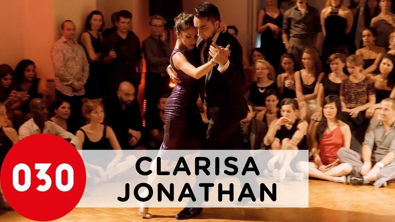 Clarisa Aragon and Jonathan Saavedra Ríe, payaso , Clarisay